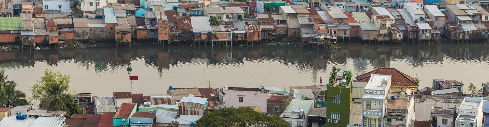 Ho Chi Minh City riverside in Vietnam © Vietnam Art / Shutterstock